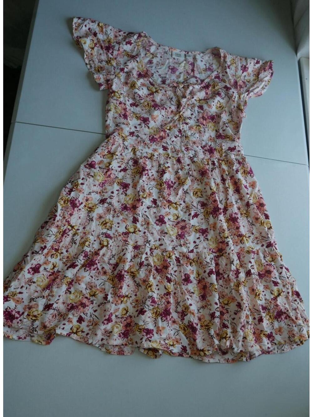 TRUE CRAFT Women XS Floral White Pink Yellow Rayon Boho Tiered Mini Ruffle